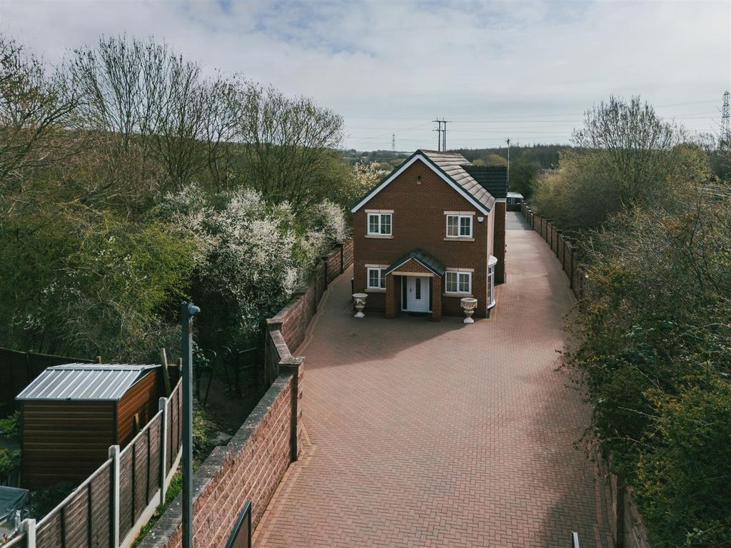 Property photo 1 of 37 Exterior And Gardens