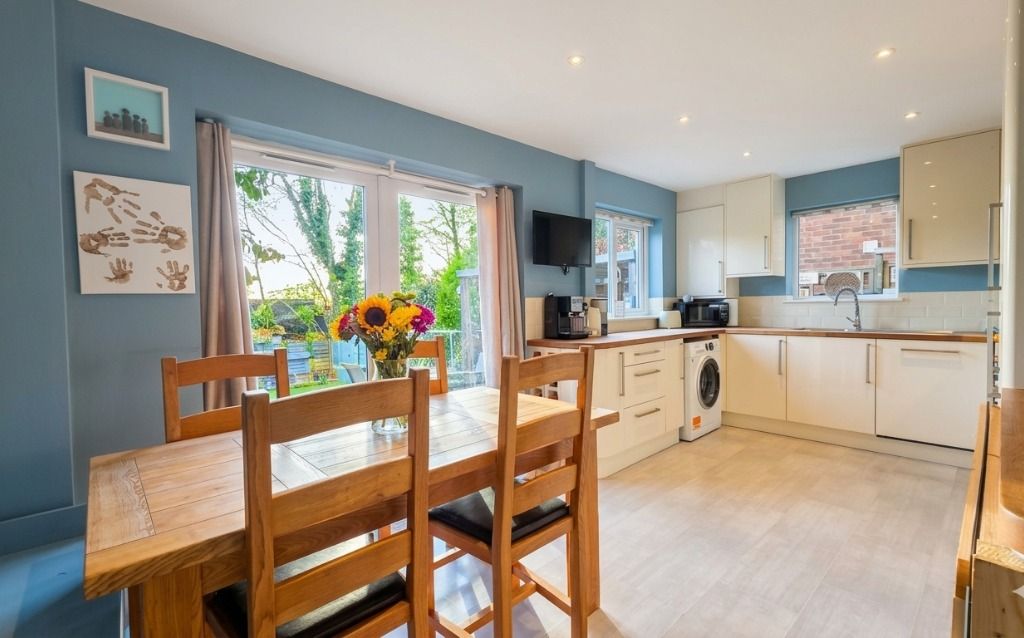 Property photo 2 of 17 4973846