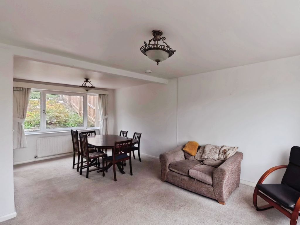 Property photo 3 of 24