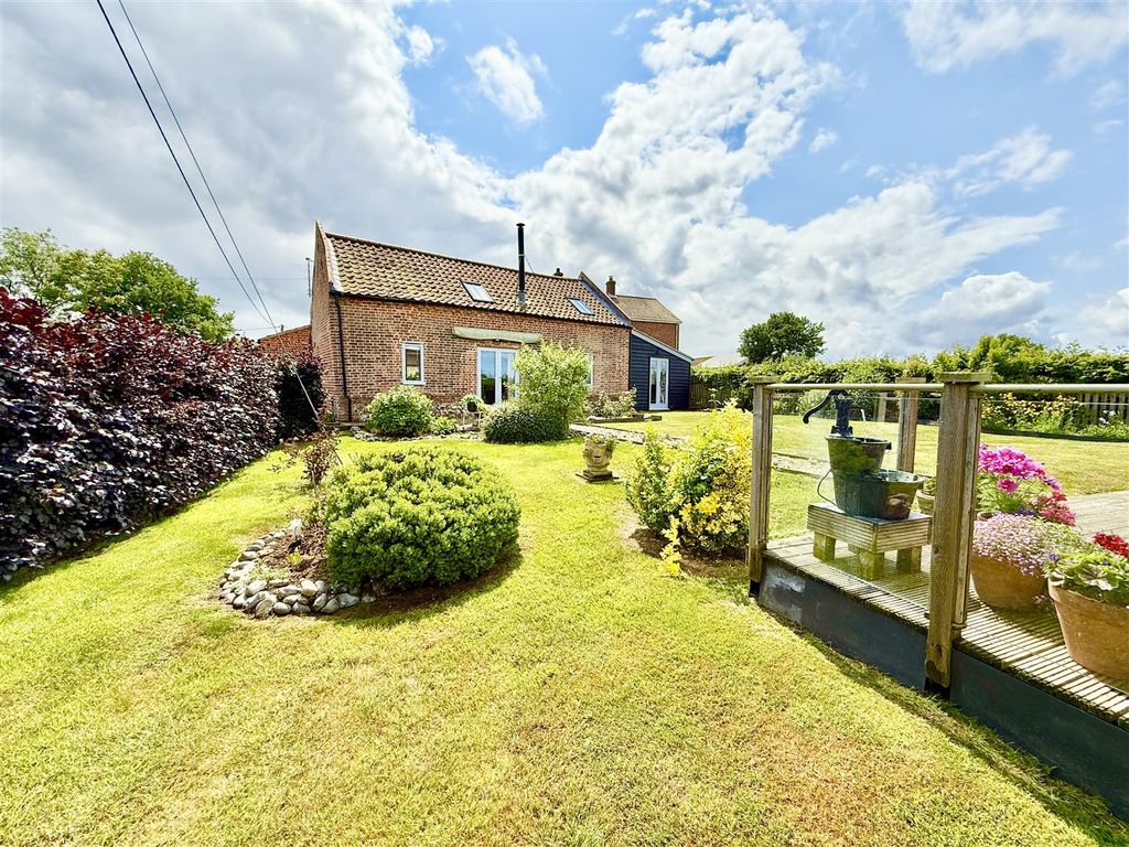 Property photo 1 of 33 Front Aspect And Garden