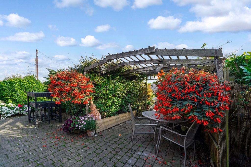 Additional image 16 of 5 bed detached house for saleLittle Elms, Rye Hill, Harlow CM18