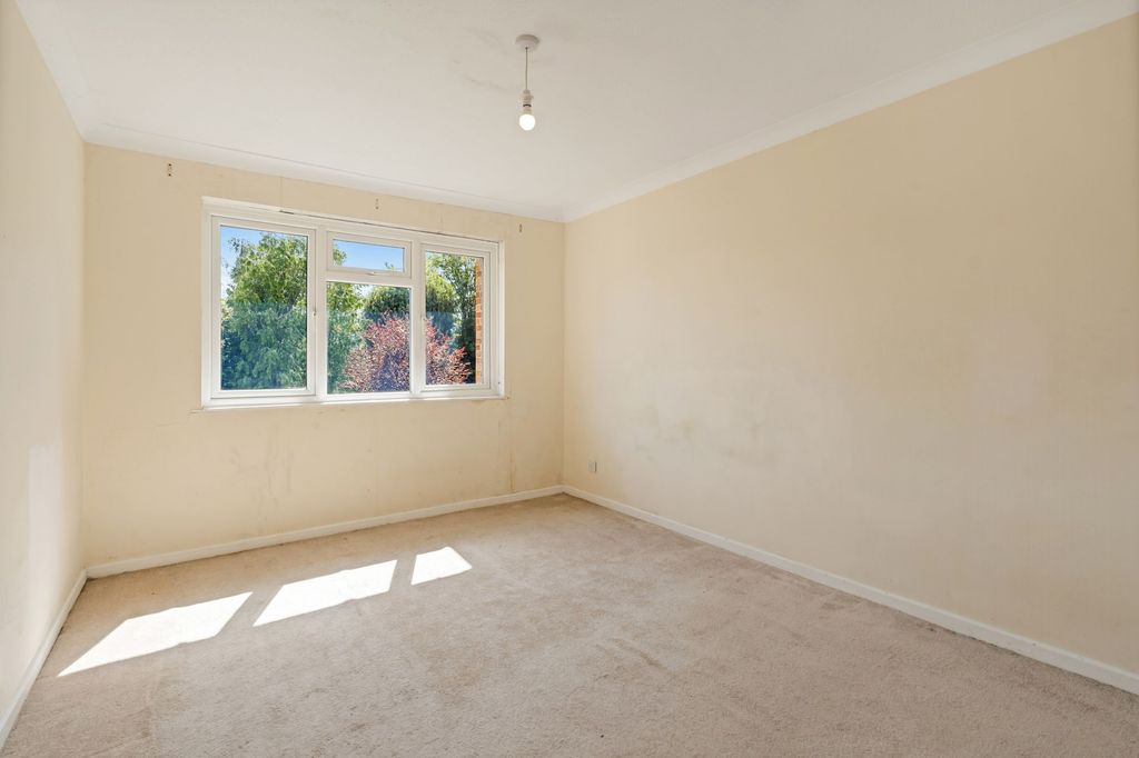 Property photo 3 of 13