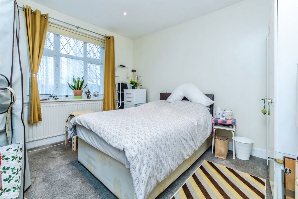 Property photo 3 of 16 Pbox-Img.Jpg