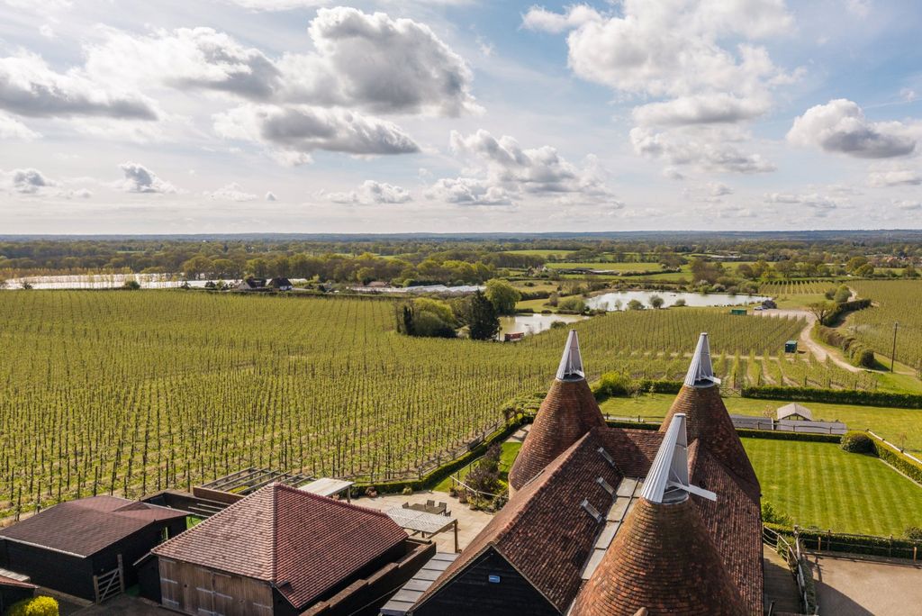 Property photo 1 of 17 Aerial View