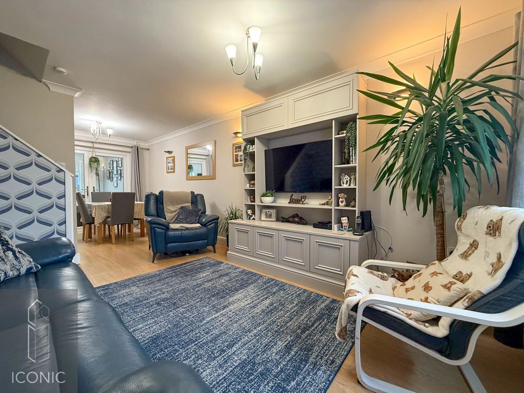 Property photo 3 of 18 Photo 13