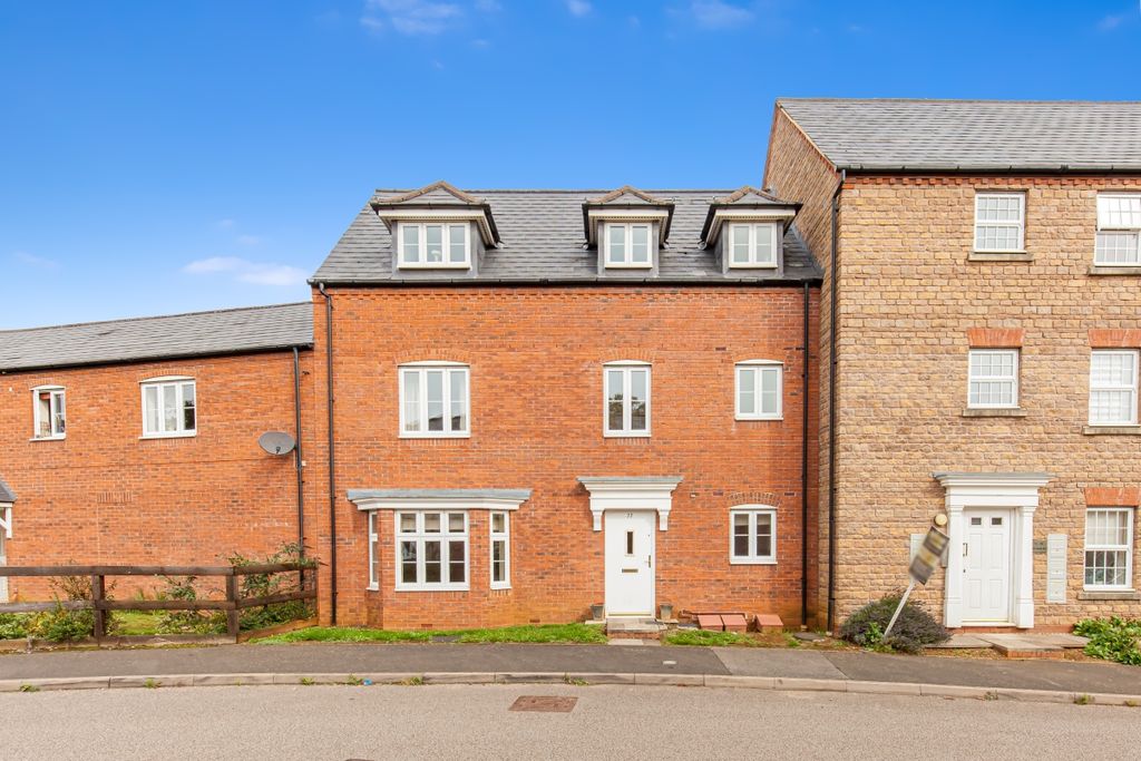 Property photo 1 of 9 140950