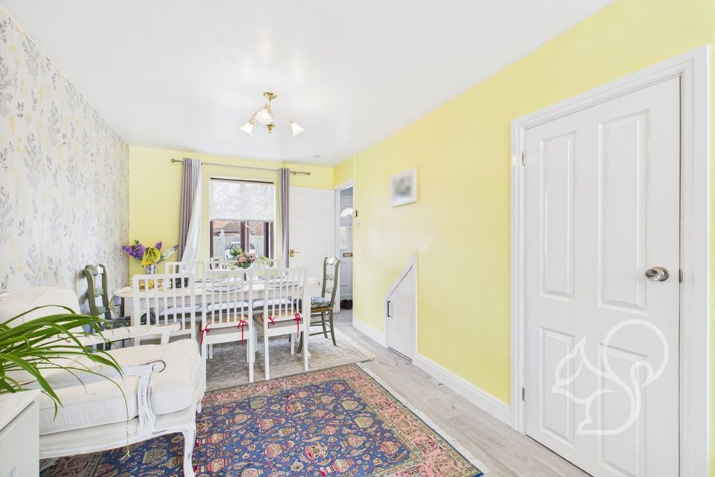 Property photo 3 of 24 Cam05287G0-Pr0117-Still018.Jpg