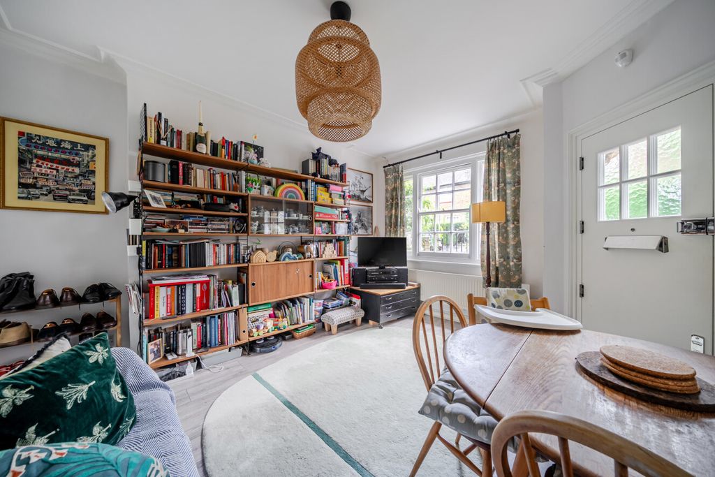 Property photo 2 of 14 1471513-13-6A2167...