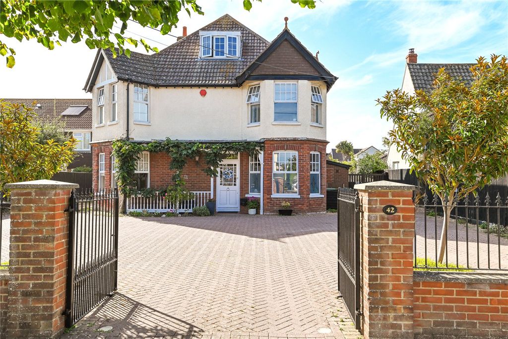 Property photo 1 of 32 Picture No. 03