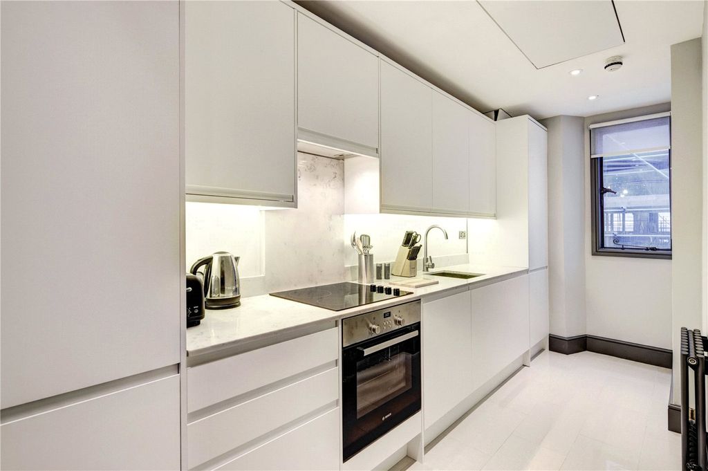 Property photo 3 of 5 Picture No. 04