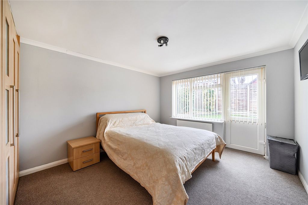 Additional image 11 of 5 bed detached house for saleLightwater, Surrey GU18