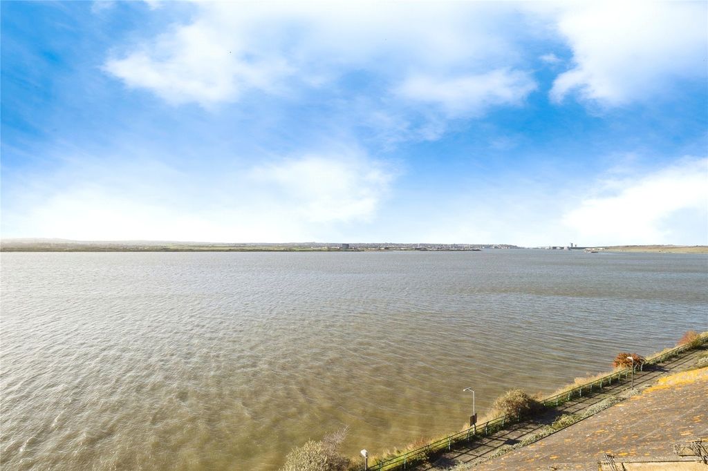 Property photo 1 of 17 Views