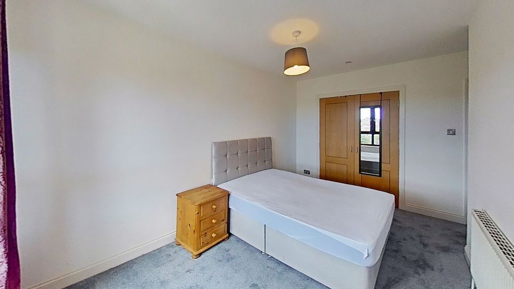 Property photo 3 of 10 Photo 3