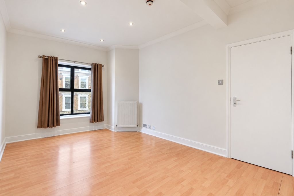 Property photo 1 of 4