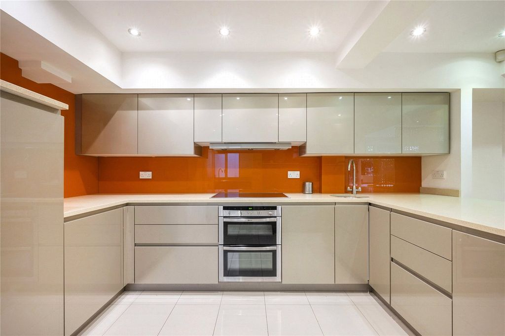 Property photo 1 of 14 Kitchen