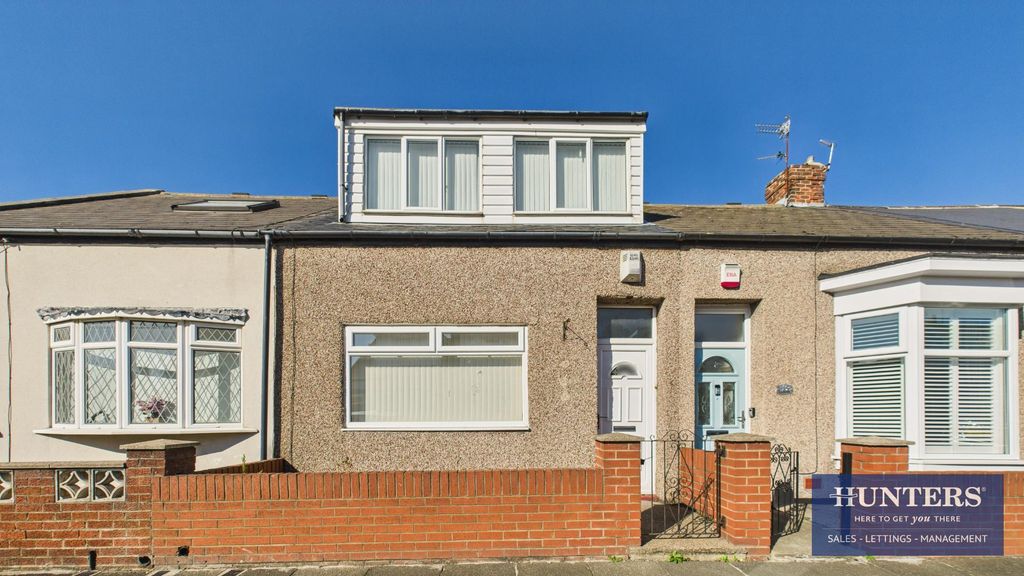 Property photo 1 of 13 External