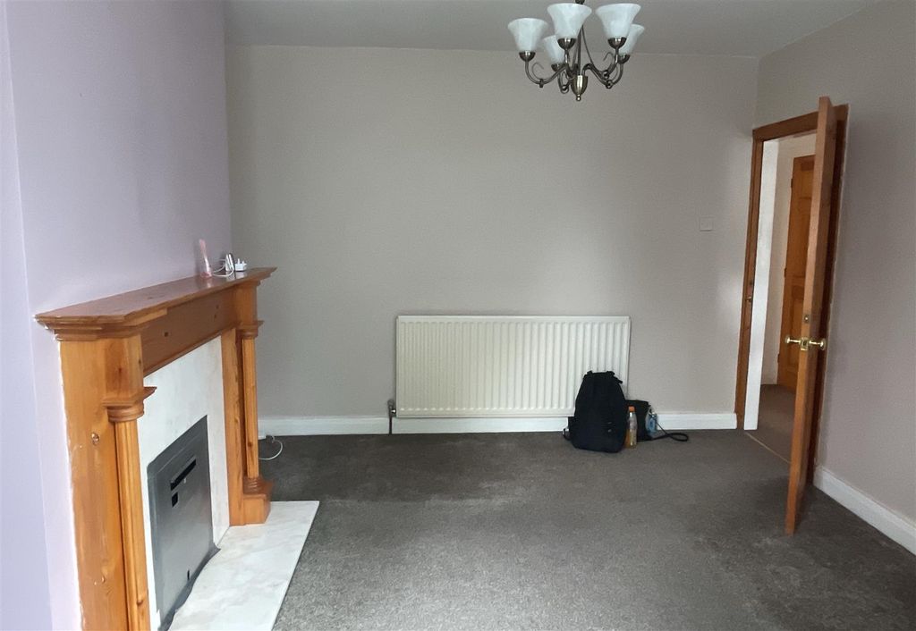 Property photo 2 of 15 Image00025.Jpeg