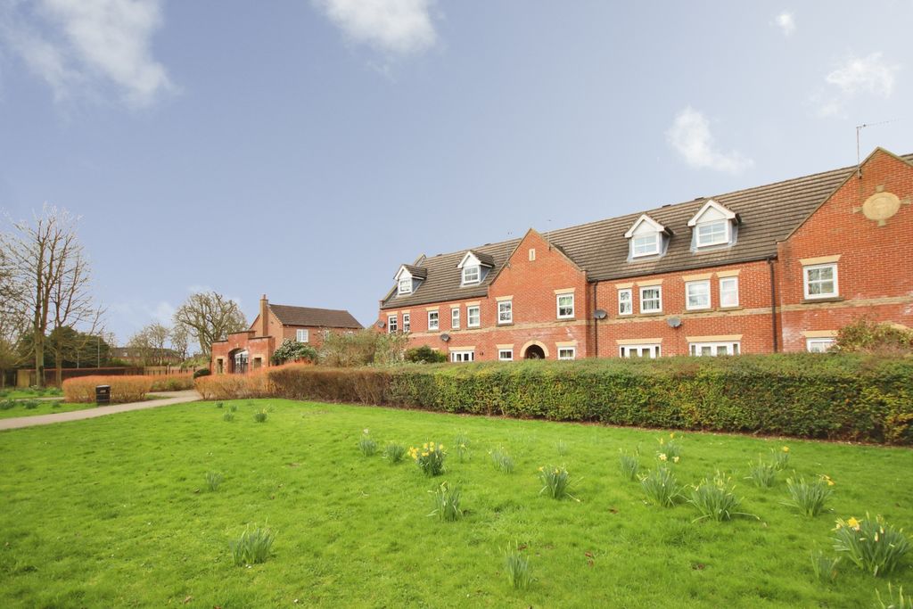 Property photo 1 of 21