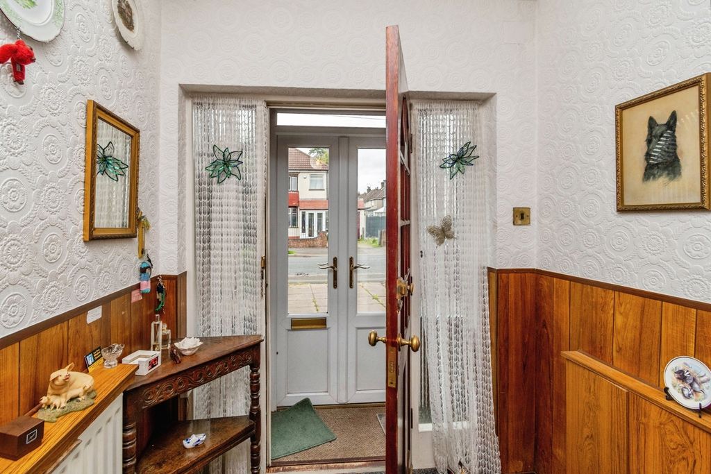 Property photo 2 of 20 Pbox-Img.Jpg