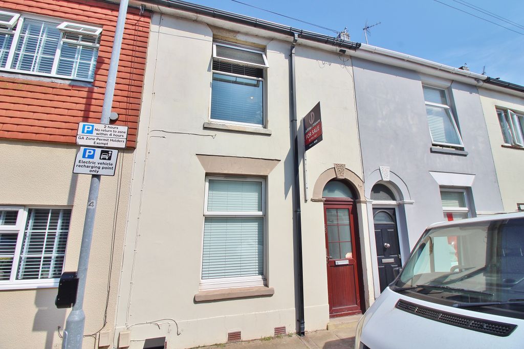 Property photo 1 of 14