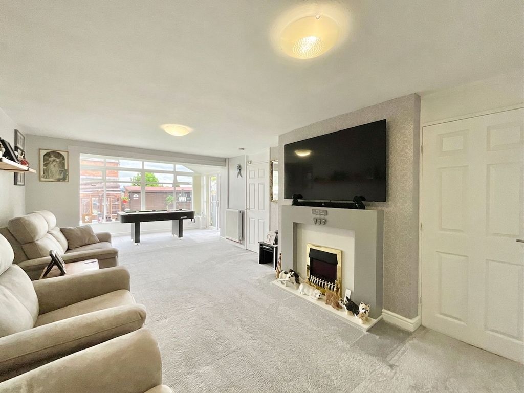 Property photo 3 of 24