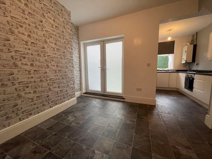 Property photo 3 of 9 Dining Room