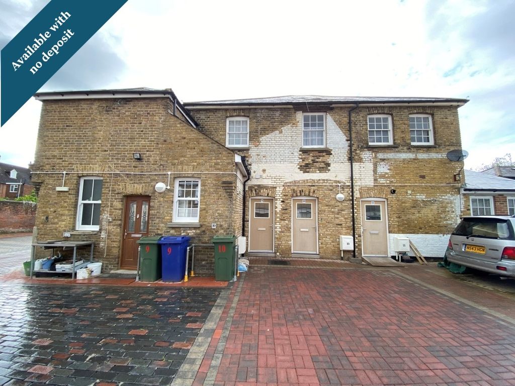 Property photo 1 of 6 Front