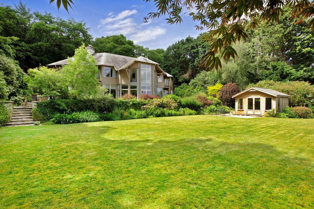 Property photo 3 of 26 Image