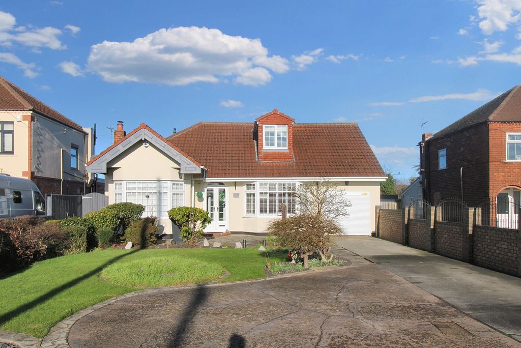 Property photo 1 of 23