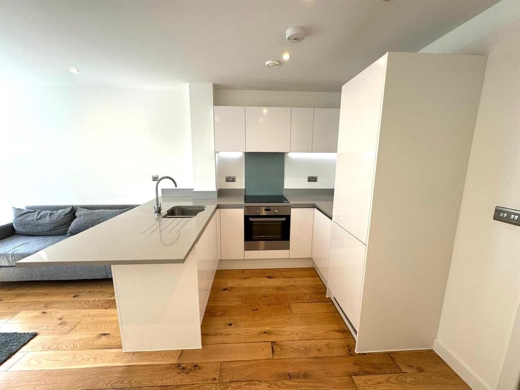 Property photo 2 of 9 Kitchen Pic 2.Jpg