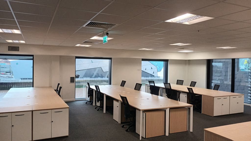 Property photo 3 of 8 Photo 4