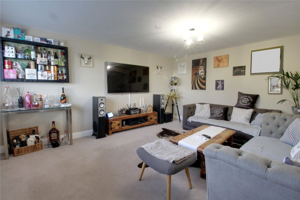 Property photo 3 of 11 Picture No. 26