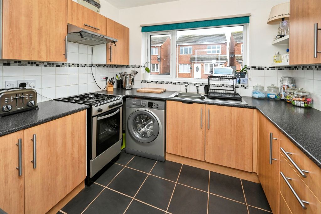 Property photo 3 of 16