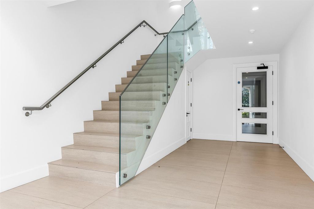 Property photo 3 of 26 Internal.Jpg