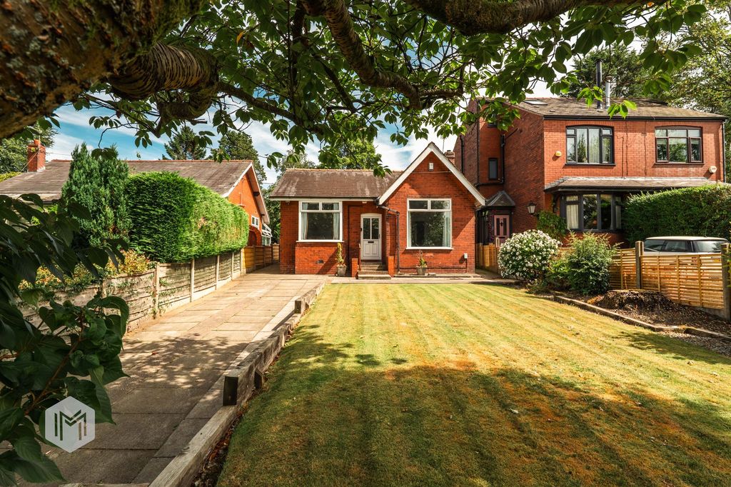 Property photo 1 of 18
