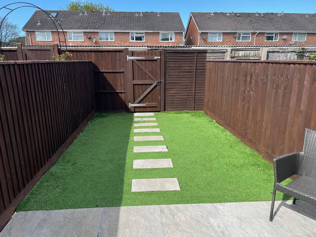 Property photo 2 of 16 Img_9993