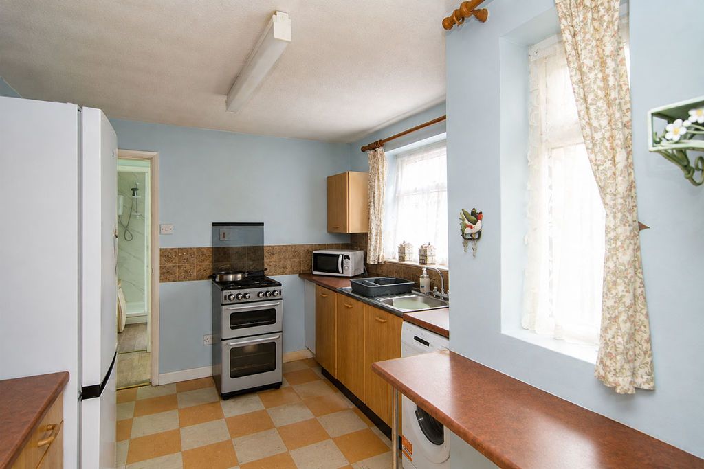 Property photo 2 of 18 Photo 2
