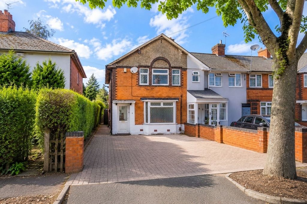 Property photo 2 of 31