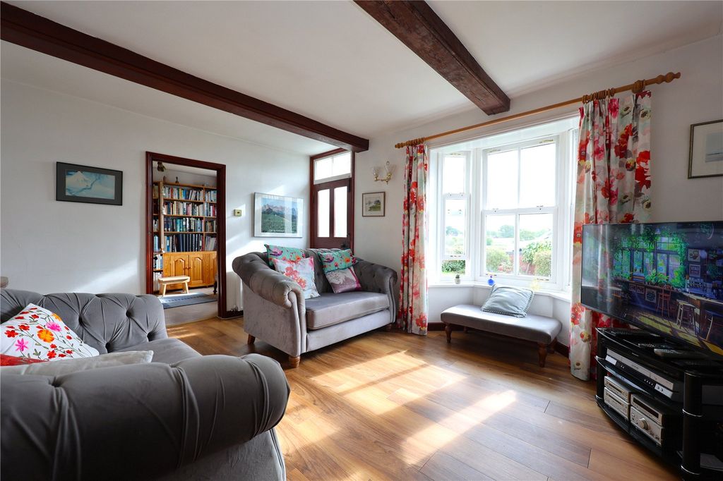 Property photo 3 of 30 Picture No. 34