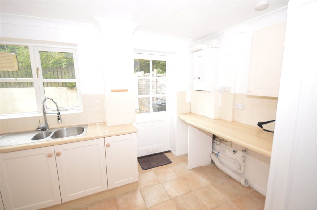 Property photo 2 of 17 Picture No. 01