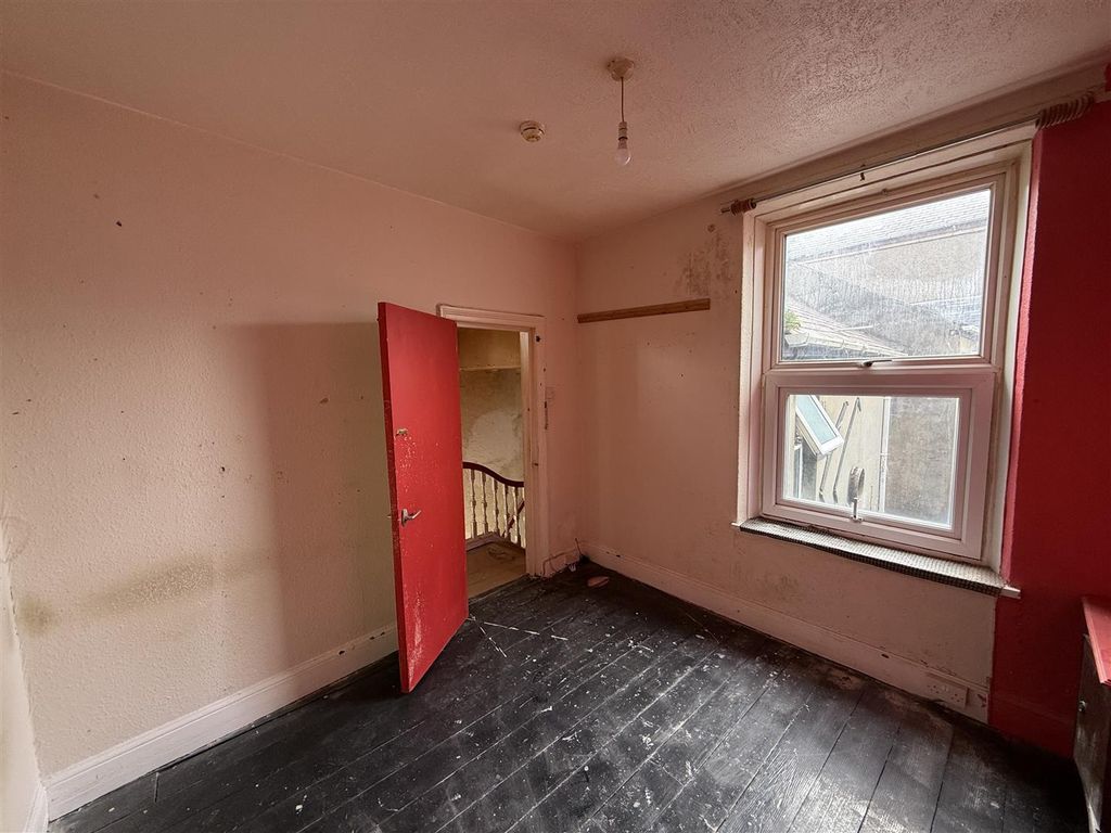Additional image 11 of 3 bed flat for saleY Maes, Pwllheli LL53