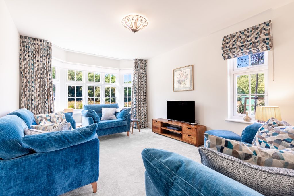 Property photo 2 of 39 A13