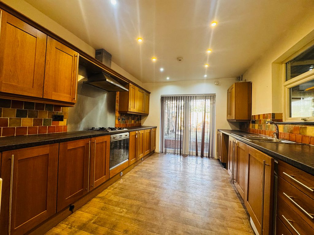 Property photo 2 of 10 Image