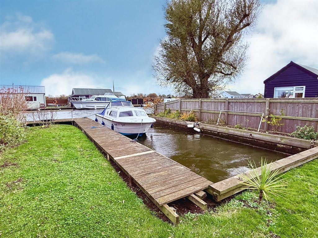 Property photo 2 of 10 Lawned Grounds