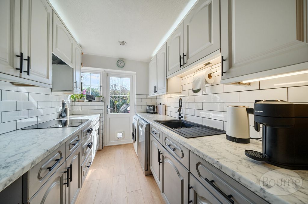 Property photo 3 of 14 771d7F4A-4c4c-4c1...