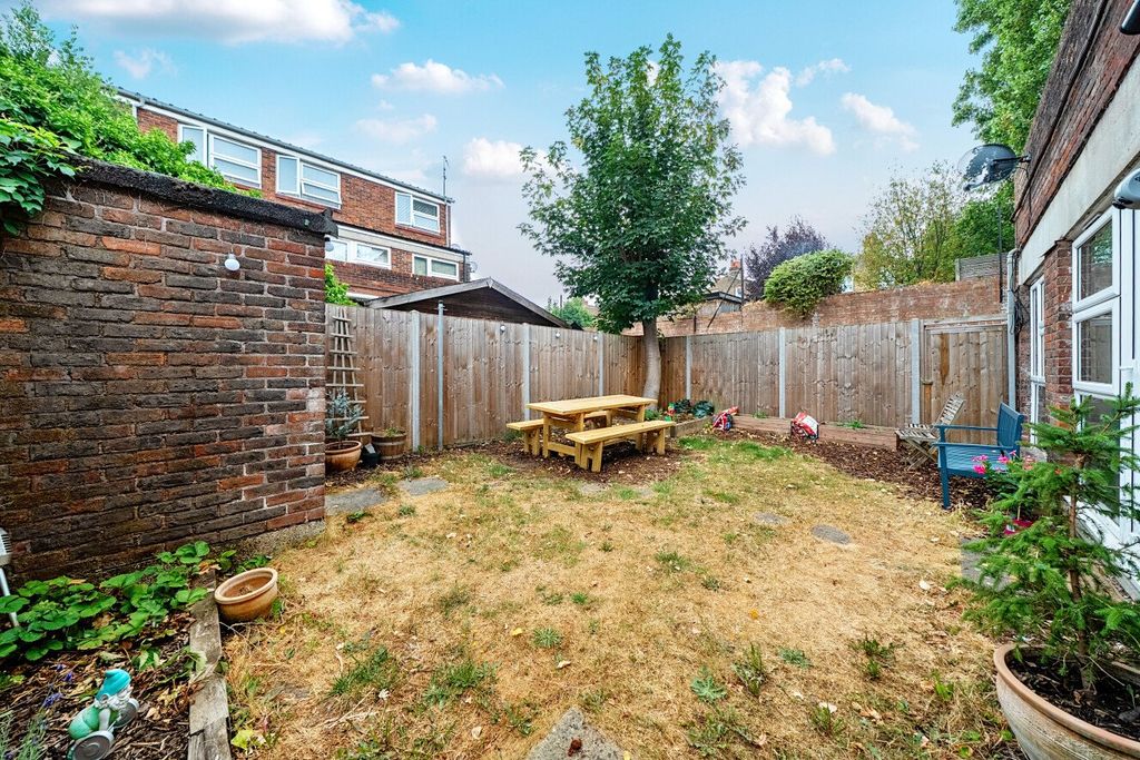 Property photo 3 of 21 Picture No. 26