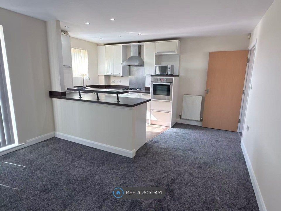 Property photo 3 of 10