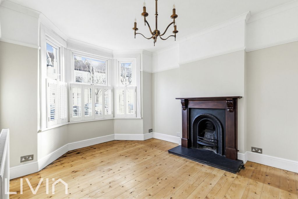 Property photo 2 of 12 Dominion Road  39 -1