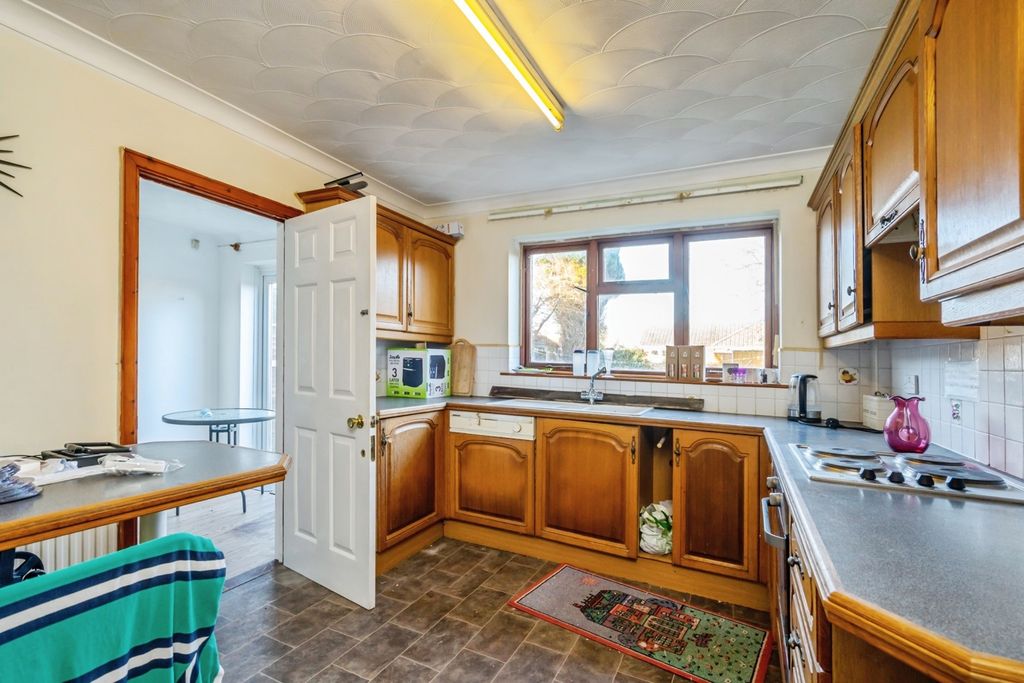 Property photo 3 of 14 Pbox-Img.Jpg