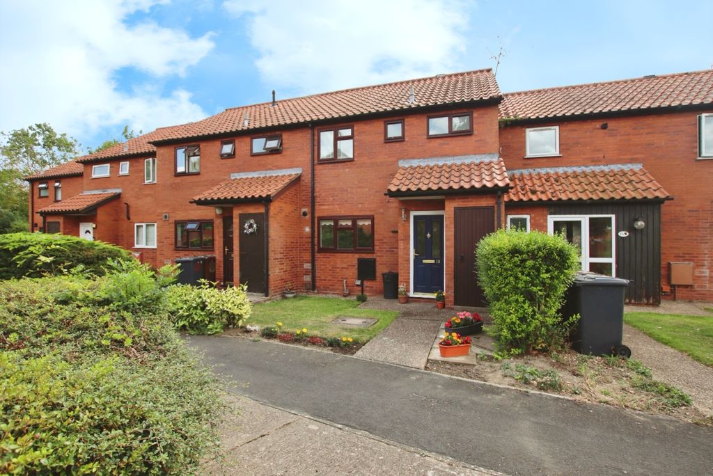 Property photo 1 of 16 4394360